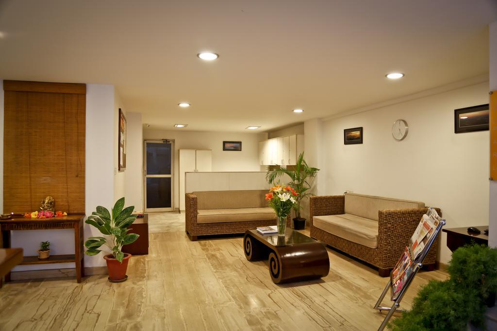 Maple Suites, Serviced Apartments Бангалор Екстериор снимка