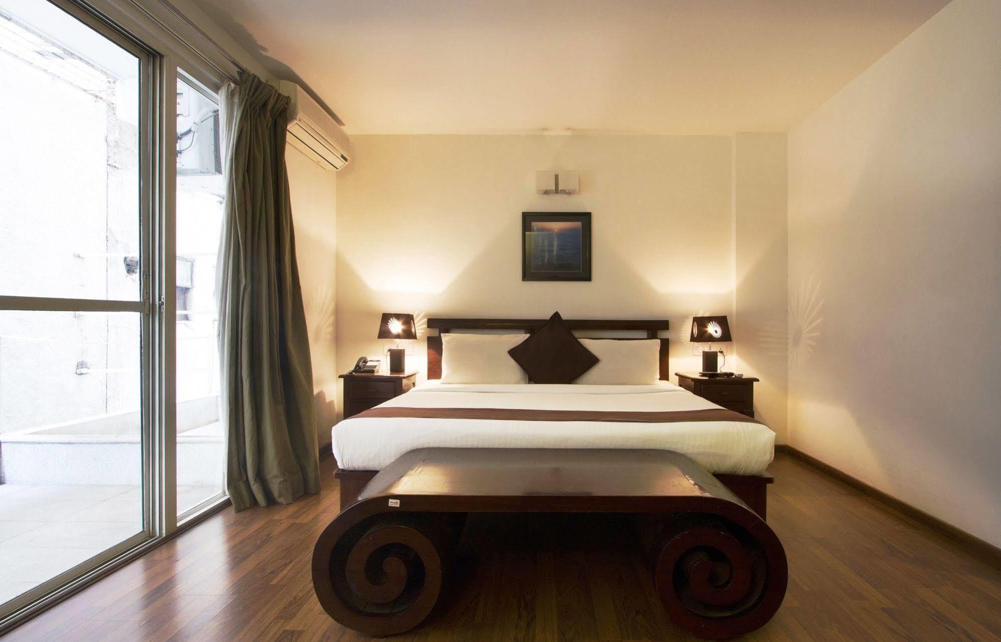Maple Suites, Serviced Apartments Бангалор Екстериор снимка