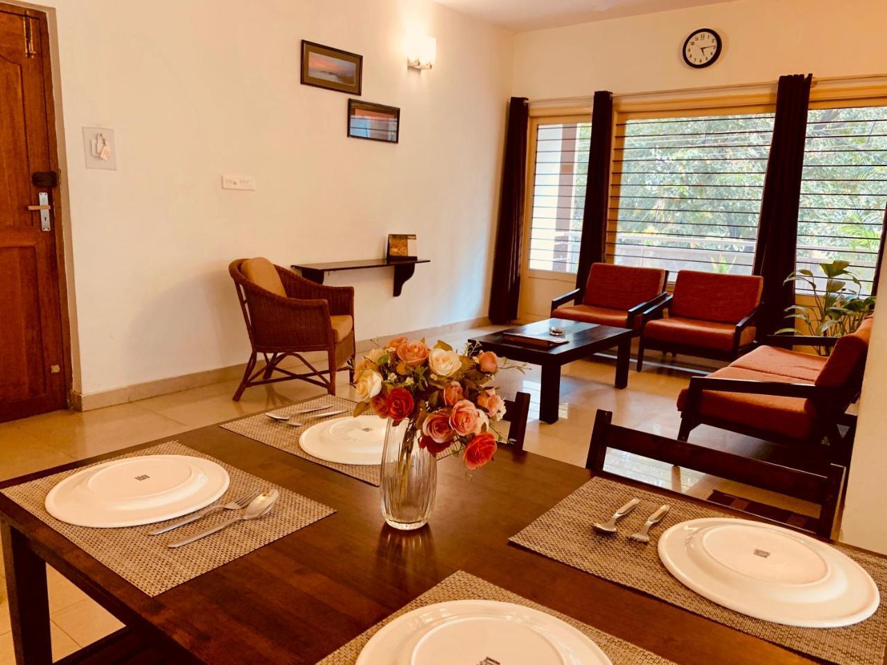 Maple Suites, Serviced Apartments Бангалор Екстериор снимка