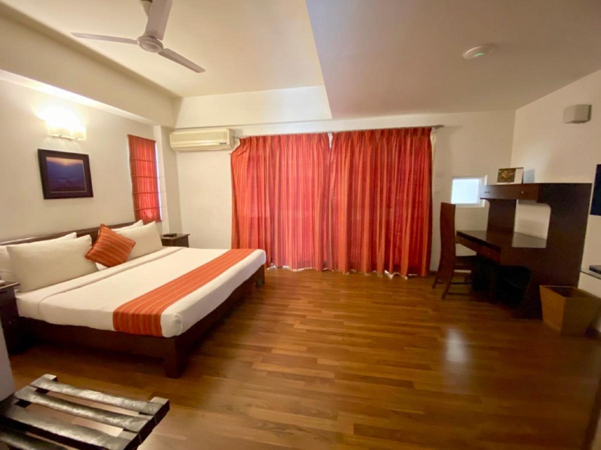 Maple Suites, Serviced Apartments Бангалор Екстериор снимка